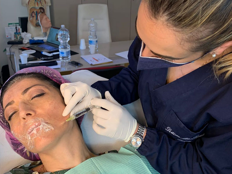 Biorivitalizzazione viso: una seduta di bellezza dal dentista